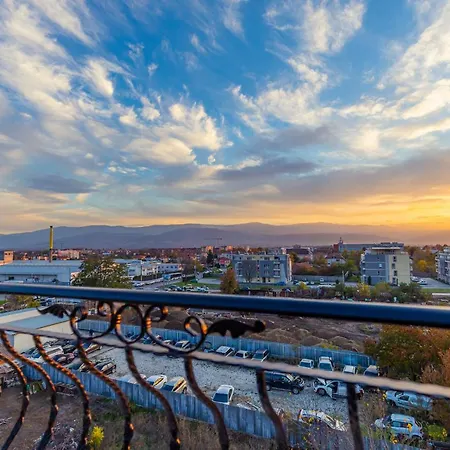 Beautiful 1bd With A Parking Spot By Flat Mаnager Appartamento *