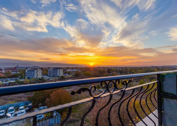 Апартаменты Beautiful 1bd With A Parking Spot By Flat Mаnager *