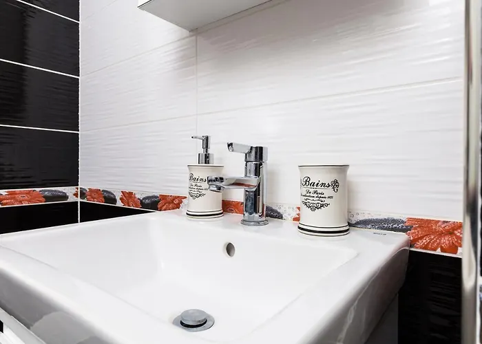 Апартаменты Beautiful 1bd With A Parking Spot By Flat Mаnager